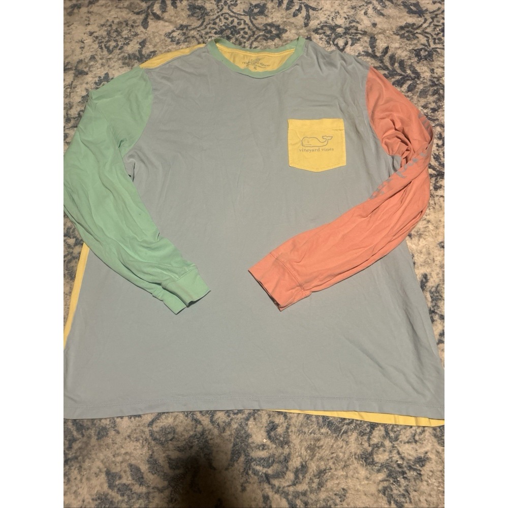 Vineyard Vines Shirt Mens Medium XL Red White Blue Whale Long Sleeve Pastel